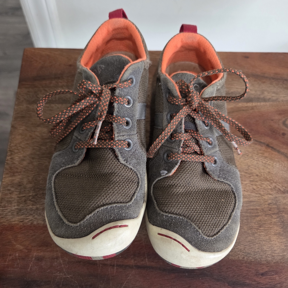 Kids PLAE Size 12.5 Orange and Brown Kids Sneaker